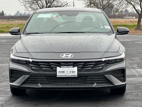 New 2025 Hyundai Elantra Sport image 6