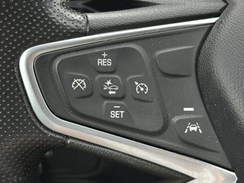 Used 2022 Chevrolet Equinox LT FWD image 23