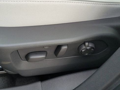 New 2026 Buick Envision Avenir image 24