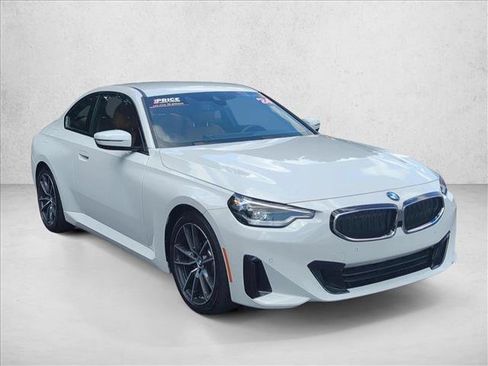 Used 2024 BMW 230i Coupe RWD image 3