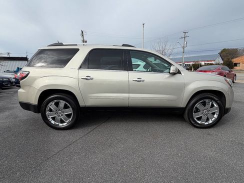 Used 2017 GMC Acadia Limited SLT image 8