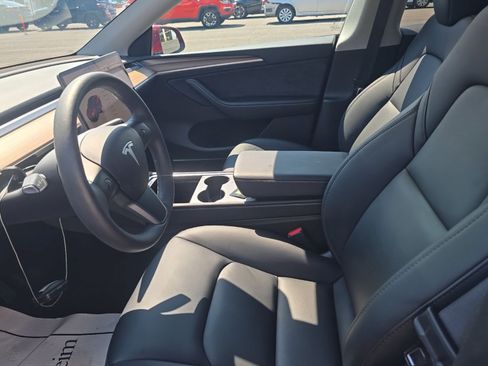 Used 2023 Tesla Model Y Long Range AWD/4WD image 18