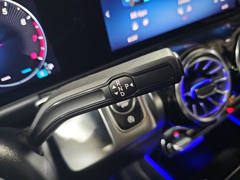 Used 2026 Mercedes-Benz GLB 250 image 24