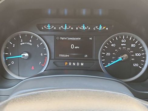 Used 2021 Ford Expedition XLT image 12