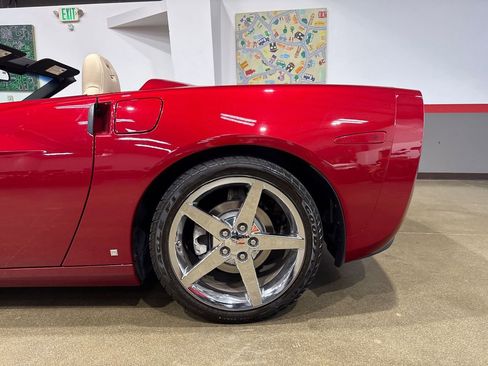 Used 2008 Chevrolet Corvette Convertible w/ Preferred Equipment Group RWD image 92