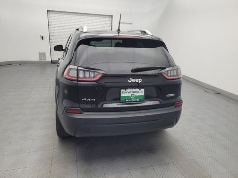 Used 2019 Jeep Cherokee Latitude Plus w/ Cold Weather Group AWD/4WD image 6