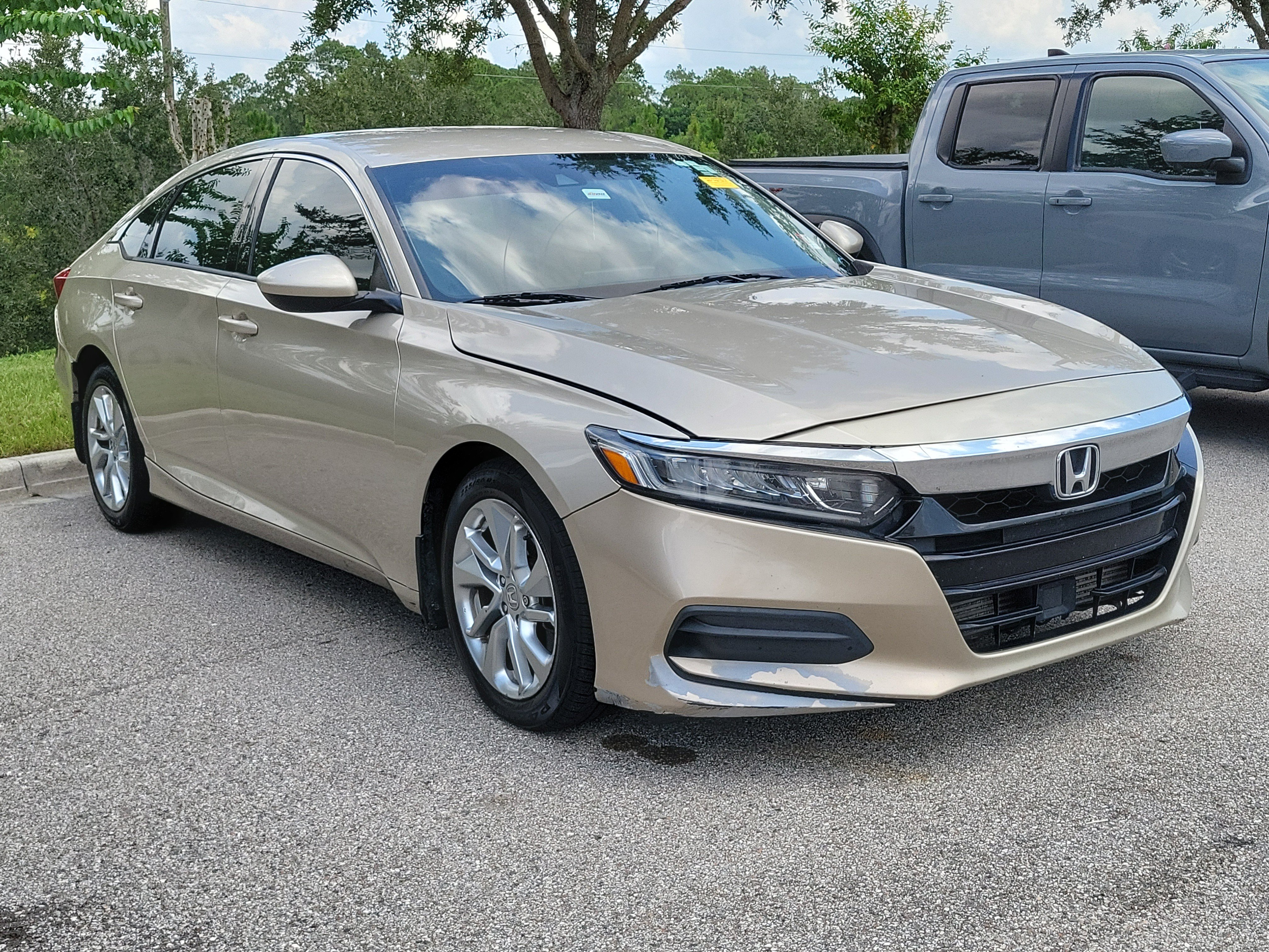Used 2019 Honda Accord LX image 2