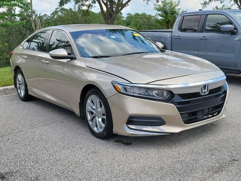 Used 2019 Honda Accord LX image 2
