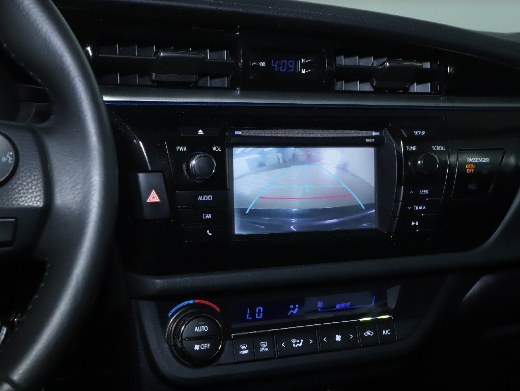 Used 2016 Toyota Corolla S FWD image 27