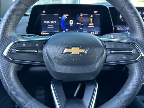 Used 2026 Chevrolet Blazer EV LT image 32