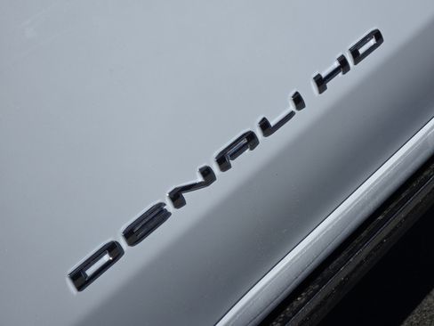 New 2026 GMC Sierra 3500 Denali Ultimate image 7