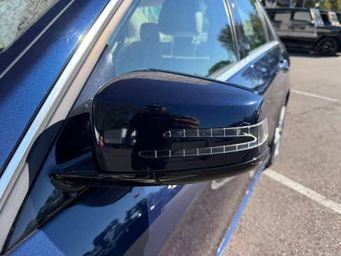 Used 2014 Mercedes-Benz E 350 4MATIC Sedan image 8