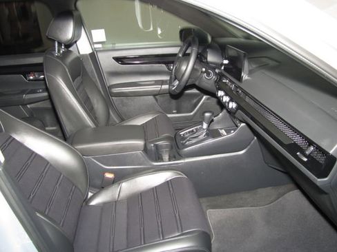 Certified 2025 Honda CR-V EX-L image 20