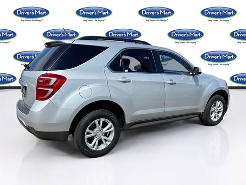 Used 2017 Chevrolet Equinox LT w/ Convenience Package AWD/4WD image 7