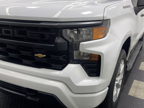Used 2023 Chevrolet Silverado 1500 Custom RWD image 24