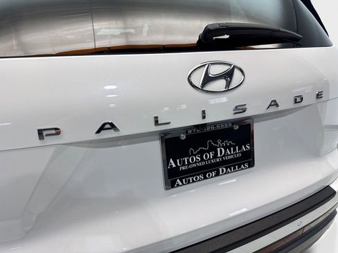 Used 2024 Hyundai Palisade Limited FWD image 21