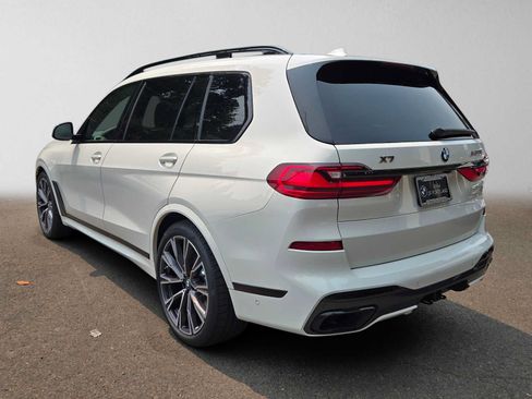 Used 2021 BMW X7 M50i AWD/4WD image 5