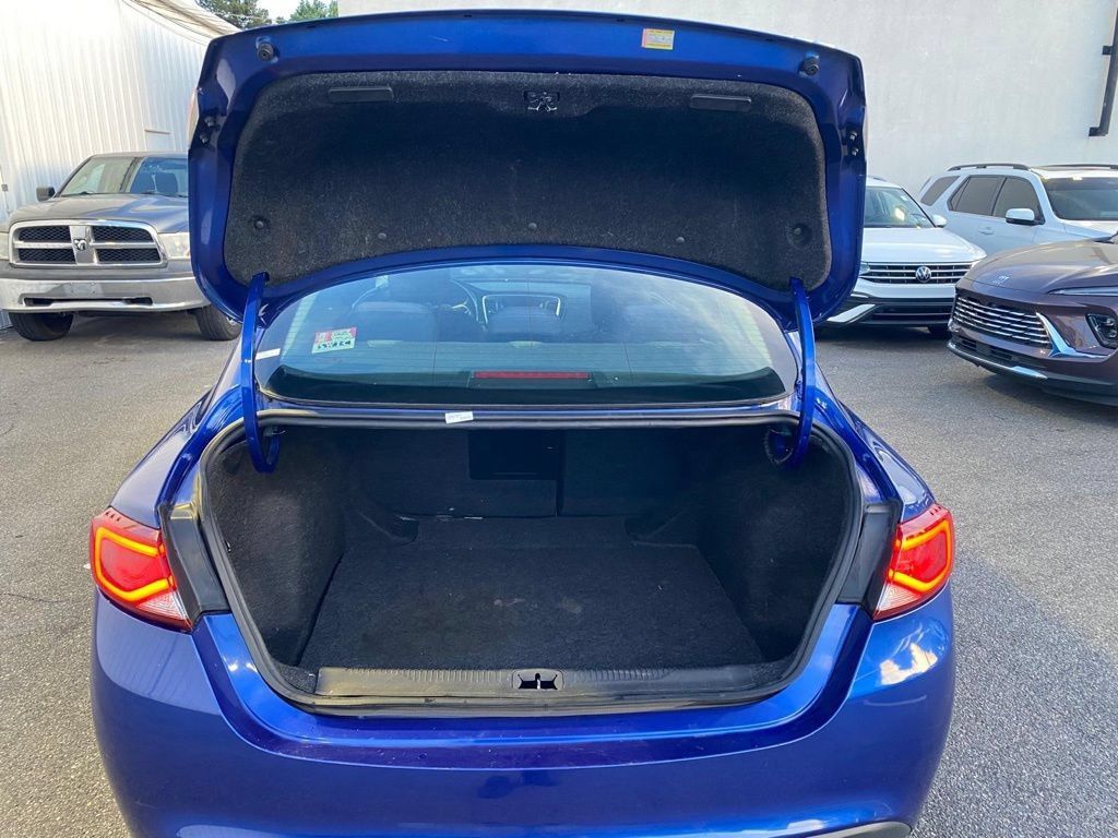 Used 2015 Chrysler 200 Limited w/ Convenience Group FWD image 17