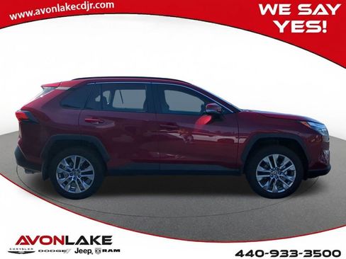 Used 2024 Toyota RAV4 XLE Premium image 7