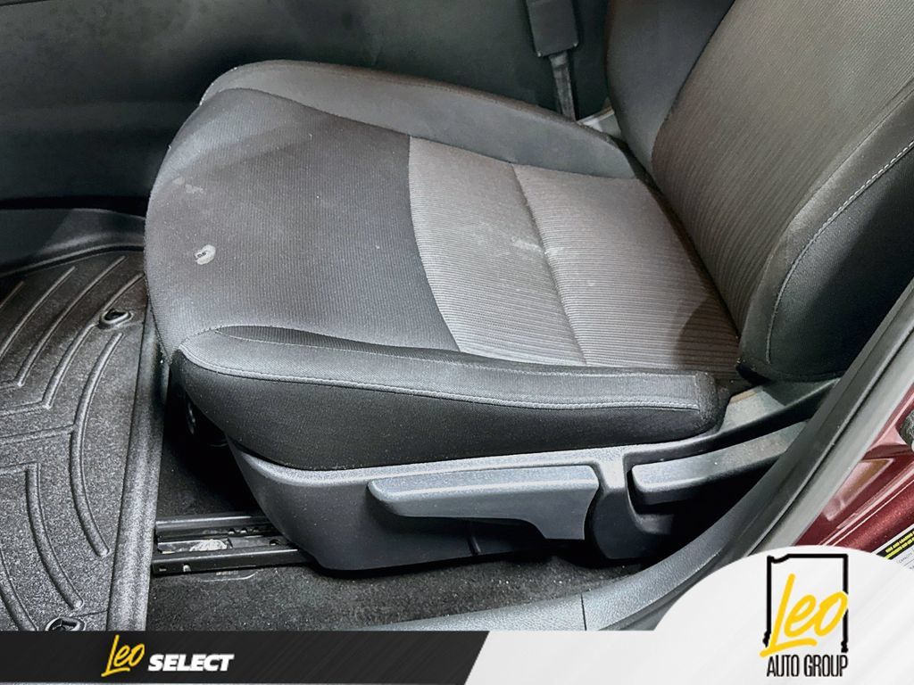 Used 2024 Nissan Sentra SV FWD image 21