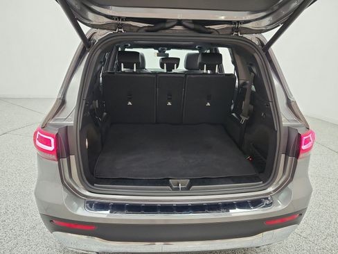 Used 2023 Mercedes-Benz GLB 250 image 21