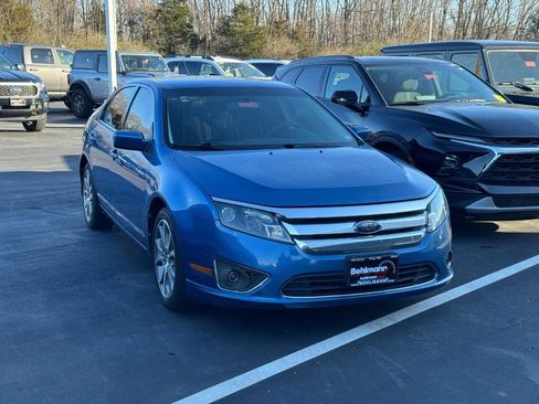 Used 2010 Ford Fusion SE image 2
