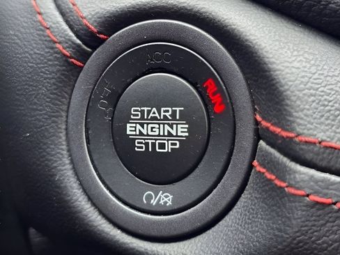 Used 2023 Dodge Durango GT AWD/4WD image 9