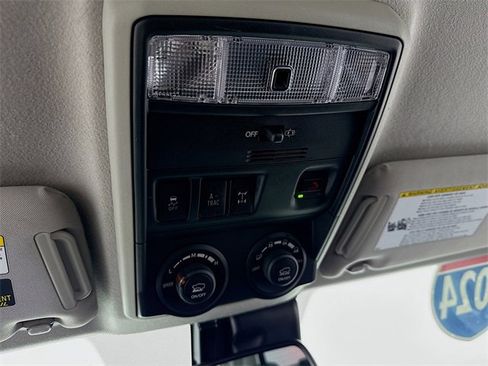 Used 2024 Toyota 4Runner TRD Off-Road image 18