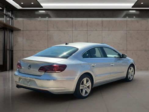 Used 2014 Volkswagen CC Sport image 3