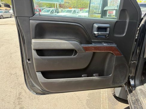 Used 2015 GMC Sierra 2500 SLE w/ SLE Preferred Package AWD/4WD image 20