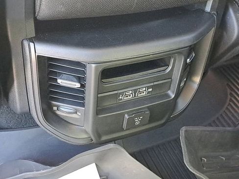 Used 2019 RAM 1500 Laramie AWD/4WD image 20