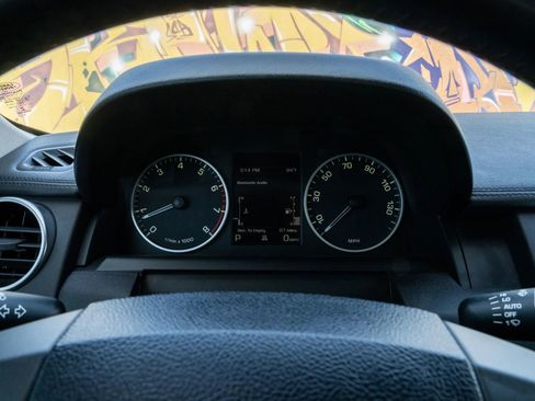 Used 2016 Land Rover LR4 HSE Silver Edition image 30