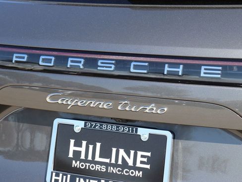 Used 2020 Porsche Cayenne Turbo image 62