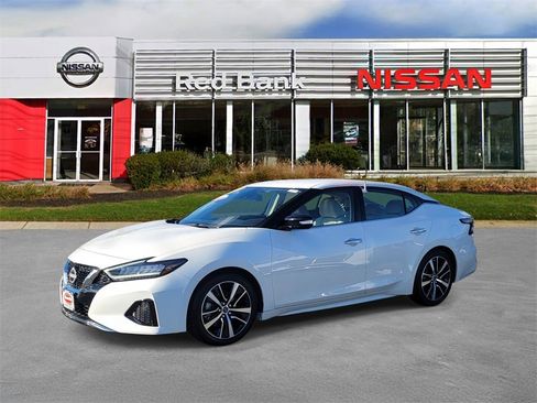 Certified 2023 Nissan Maxima SV w/ Floor Mat Group image 4