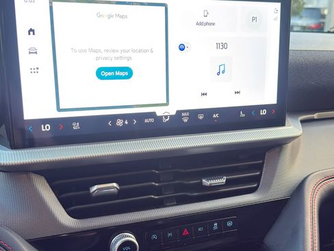 Used 2025 Ford Explorer ST-Line w/ ST-Line Street Pack image 33