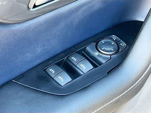Used 2023 Chevrolet Blazer RS w/ LPO, Floor Liner Package FWD image 17