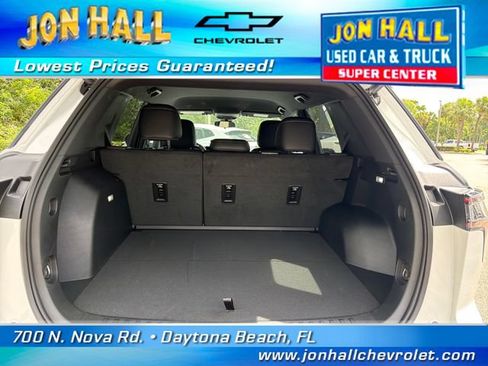 Used 2026 Chevrolet Equinox LT w/ Convenience Package II FWD image 10