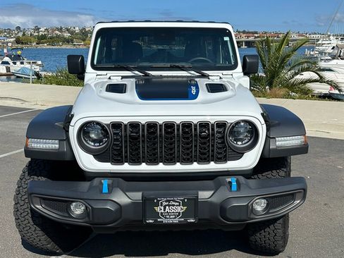 Used 2024 Jeep Wrangler Unlimited Rubicon 4xe image 10