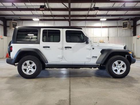 Used 2023 Jeep Wrangler Unlimited Sport AWD/4WD image 6
