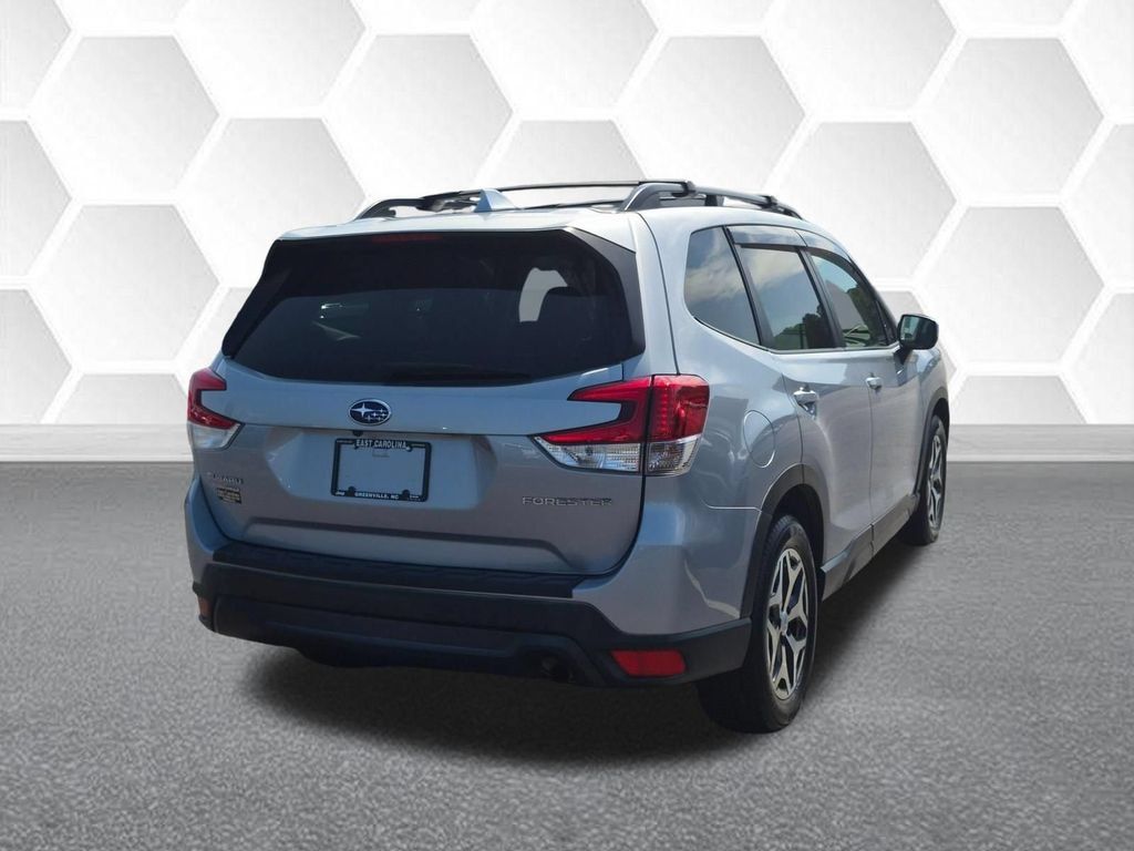 Used 2021 Subaru Forester Premium w/ Popular Package #1 AWD/4WD image 3