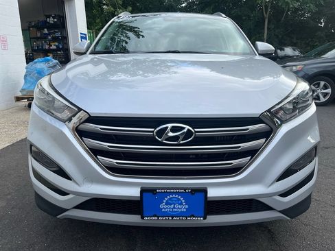 Used 2017 Hyundai Tucson Limited w/ Cargo Package AWD/4WD image 27