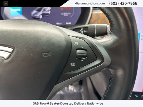 Used 2018 Tesla Model X 75D image 31