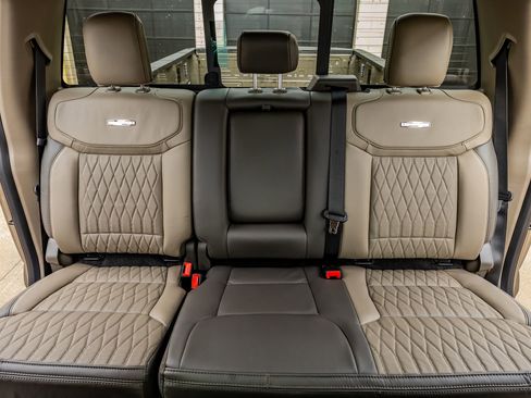 Used 2026 Ford F450 Platinum w/ Platinum Plus Package image 36