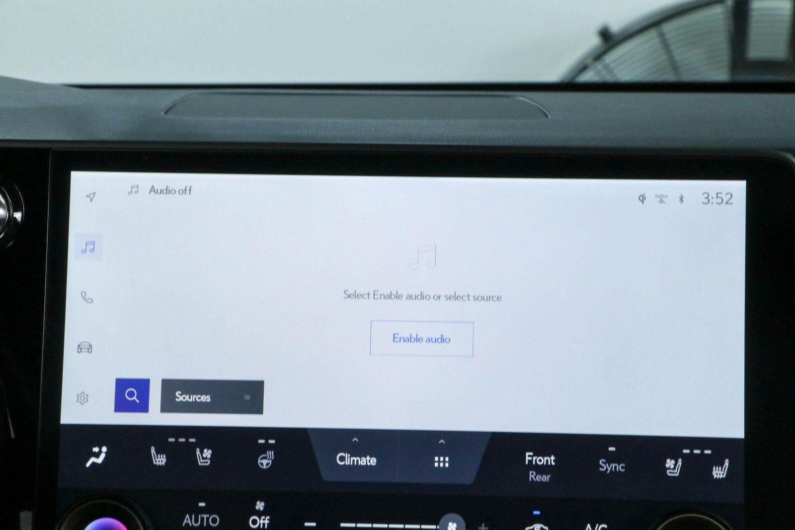 Used 2025 Lexus RX 350 Premium w/ Accessory Package (Z1) FWD image 19