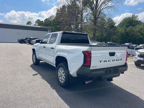 Used 2024 Toyota Tacoma SR AWD/4WD image 3