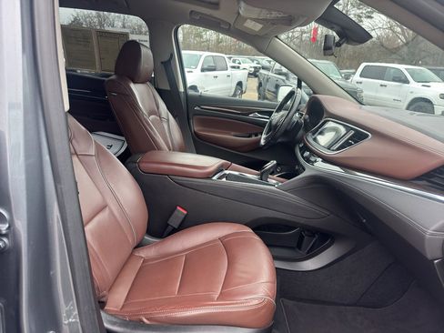 Used 2018 Buick Enclave Avenir w/ Trailering Package image 17