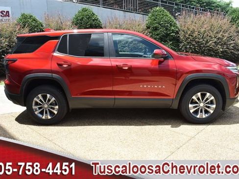 New 2026 Chevrolet Equinox LT w/ Convenience Package II FWD image 12