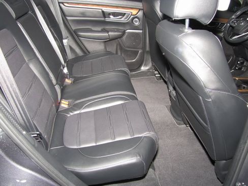 Certified 2021 Honda CR-V Touring image 18