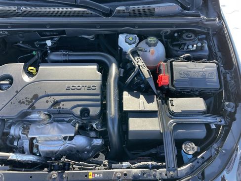 Used 2025 Chevrolet Malibu LT image 36