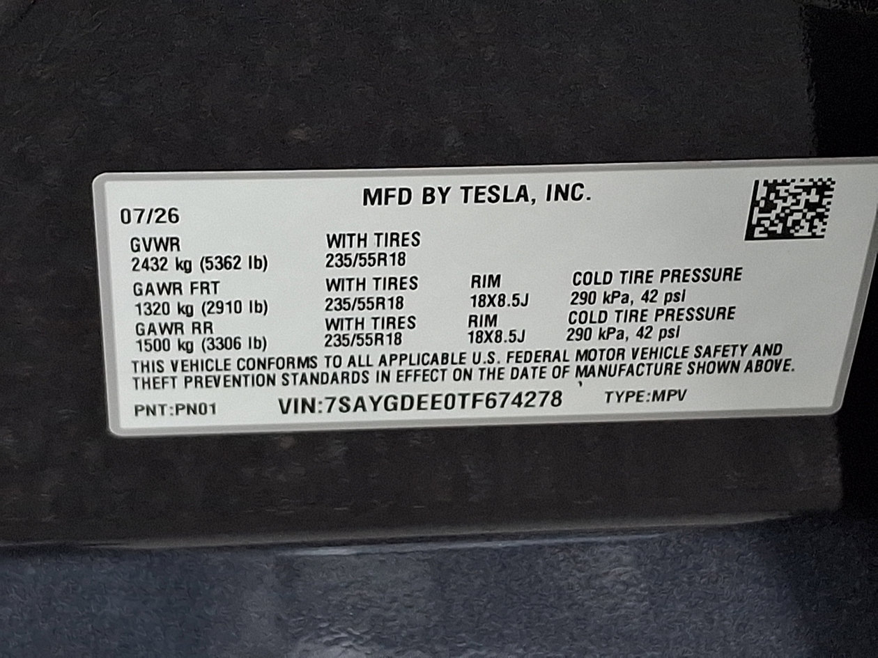 Used 2026 Tesla Model Y AWD image 27
